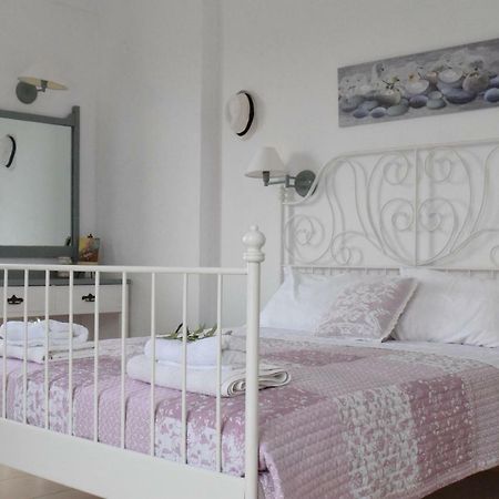 Romantic Apartment Adelianos Kampos Bagian luar foto