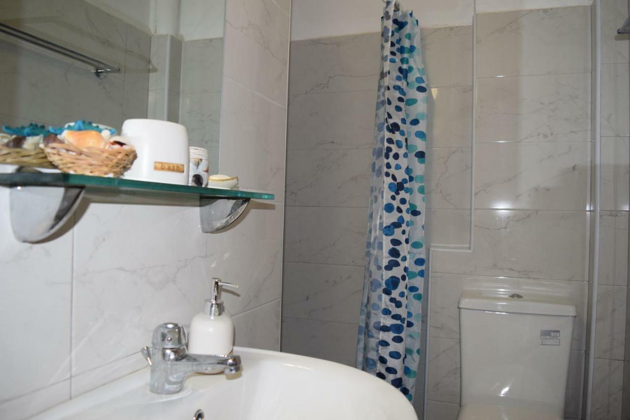 Romantic Apartment Adelianos Kampos Bagian luar foto