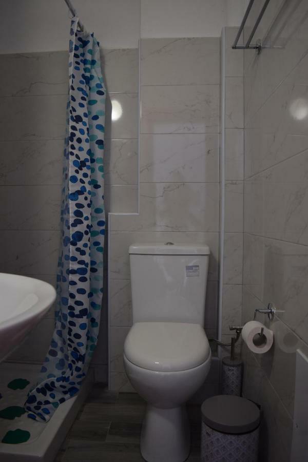 Romantic Apartment Adelianos Kampos Bagian luar foto