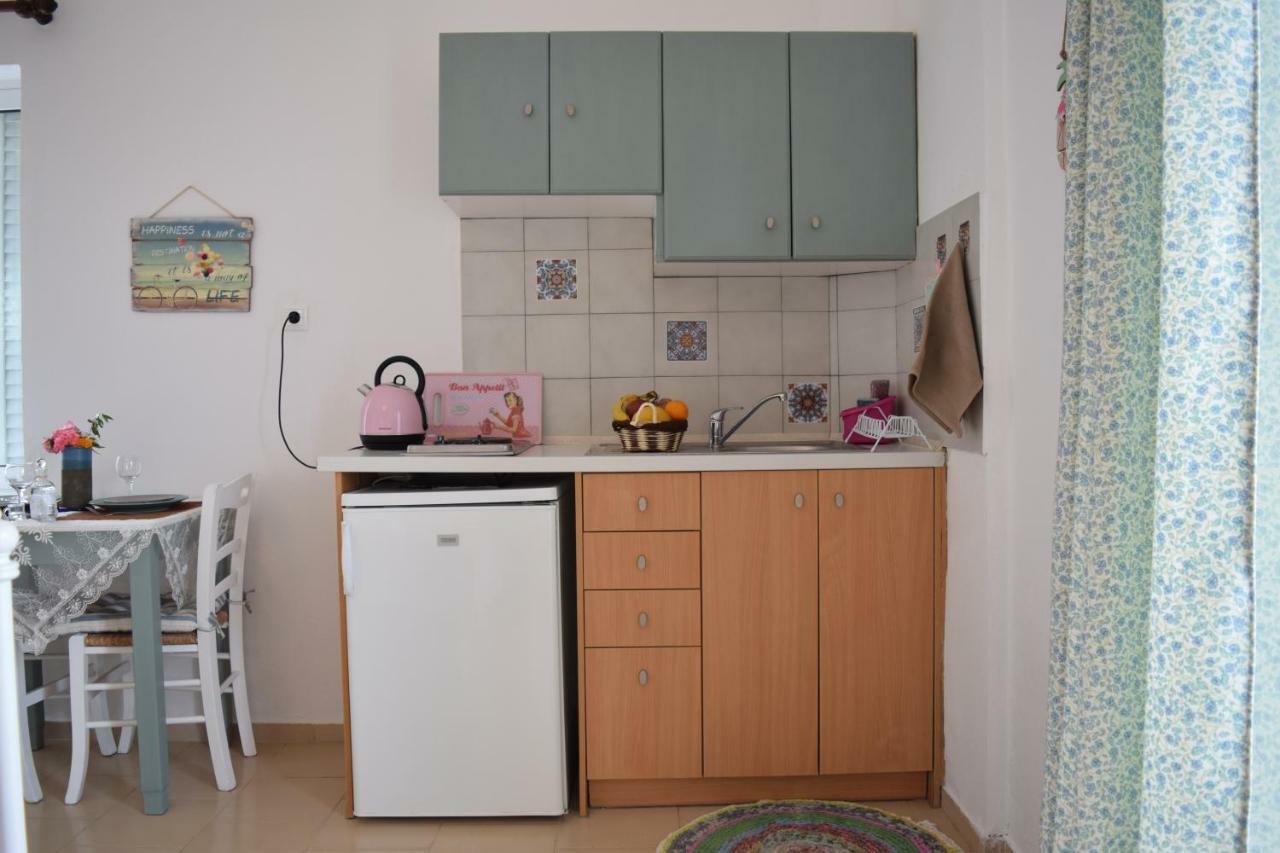 Romantic Apartment Adelianos Kampos Bagian luar foto